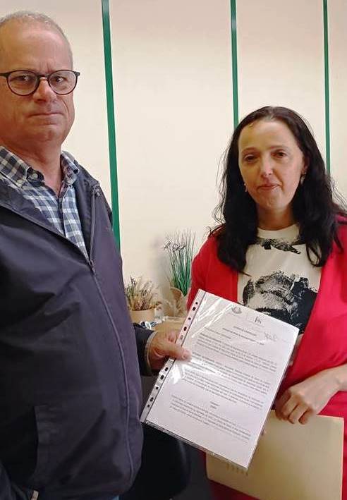 Presidente da APCVC assina acordo de cooperação para continuidade do CAVI